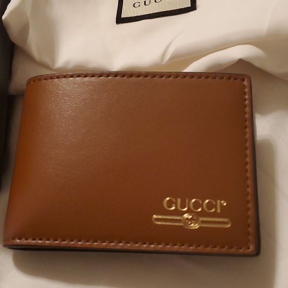 Men's Gucci Tan Logo Wallet - Picture 2 of 3